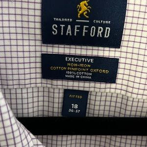 Stafford Executive Non-Iron Cotton Pinpoint Oxford 100% Cotton Fitted 18 36/37